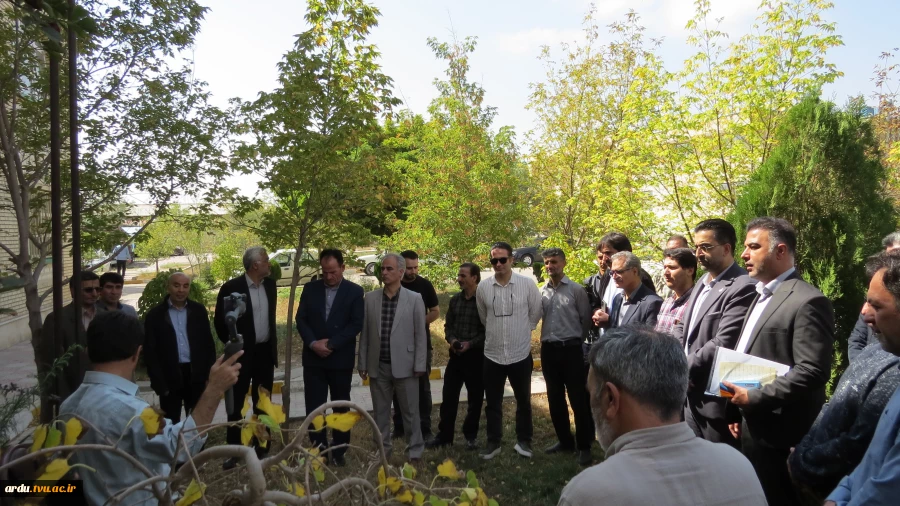 همزمان با آغاز سال تحصیلی جدید و با حضور گسترده دانشگاهیان؛
آیین اهتزاز پرچم جمهوری اسلامی ایران در مراکز دانشگاه ملی مهارت واحد استانی اردبیل برگزار شد 4