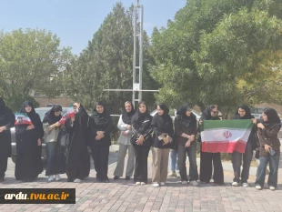 همزمان با آغاز سال تحصیلی جدید و با حضور گسترده دانشگاهیان؛
آیین اهتزاز پرچم جمهوری اسلامی ایران در مراکز دانشگاه ملی مهارت واحد استانی اردبیل برگزار شد 4